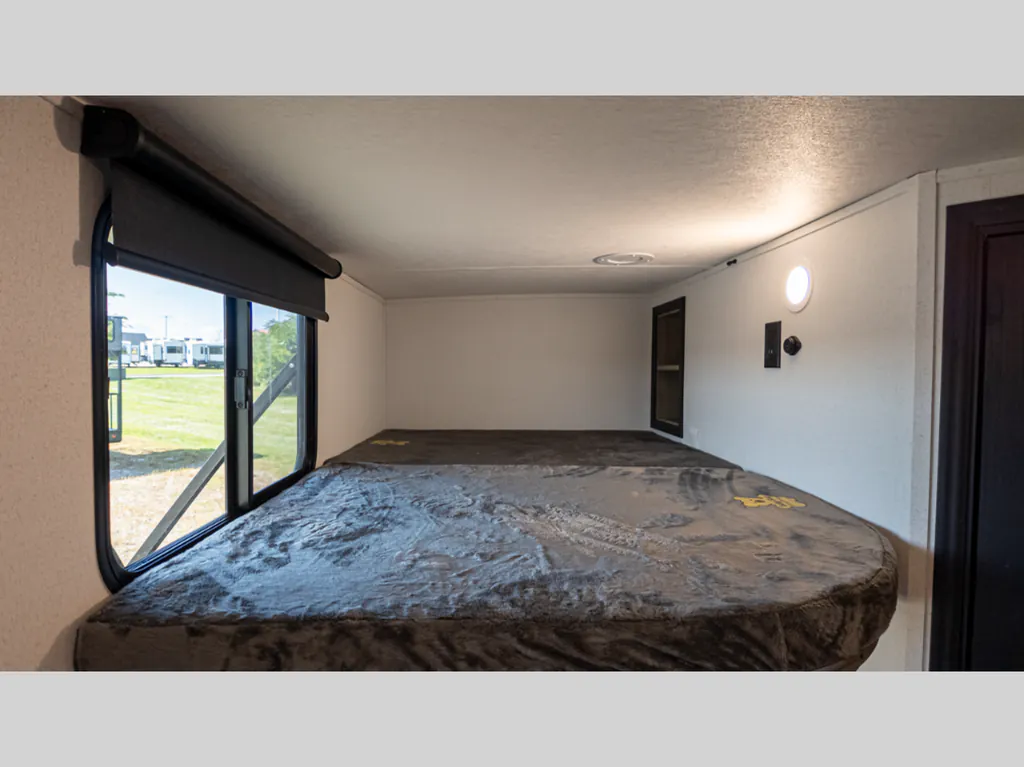 2026 Forest River Solaire 2430BHS, Photos photo 17