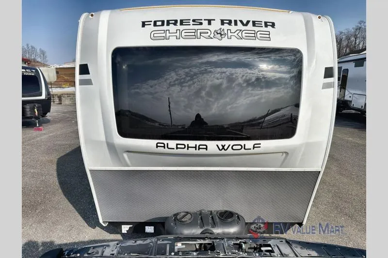 2026 Forest River Cherokee Alpha Wolf 29DCB - Photo 3