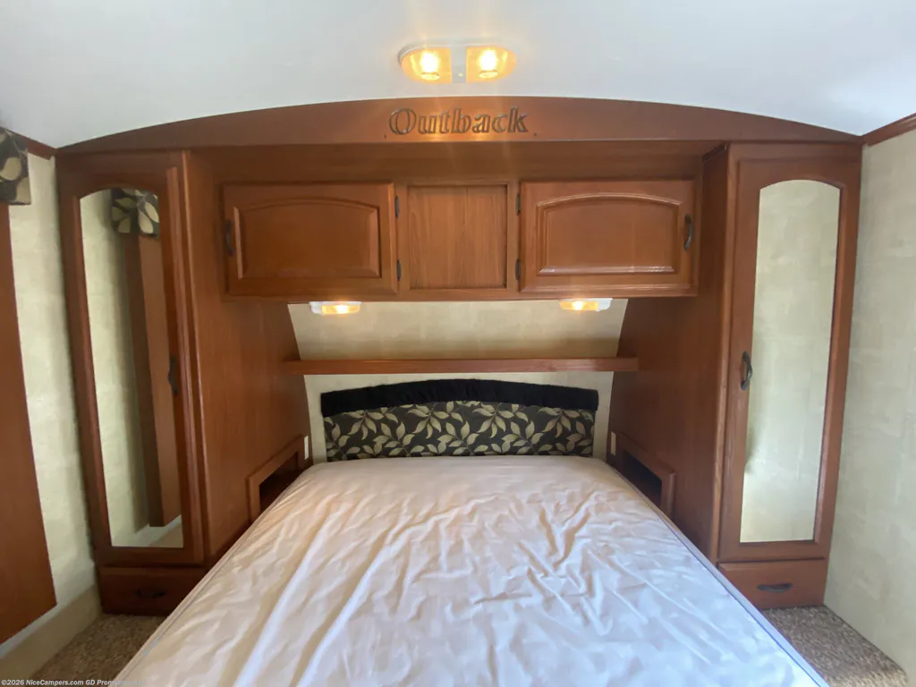 2012 Keystone Outback 298RE, Photos photo 37