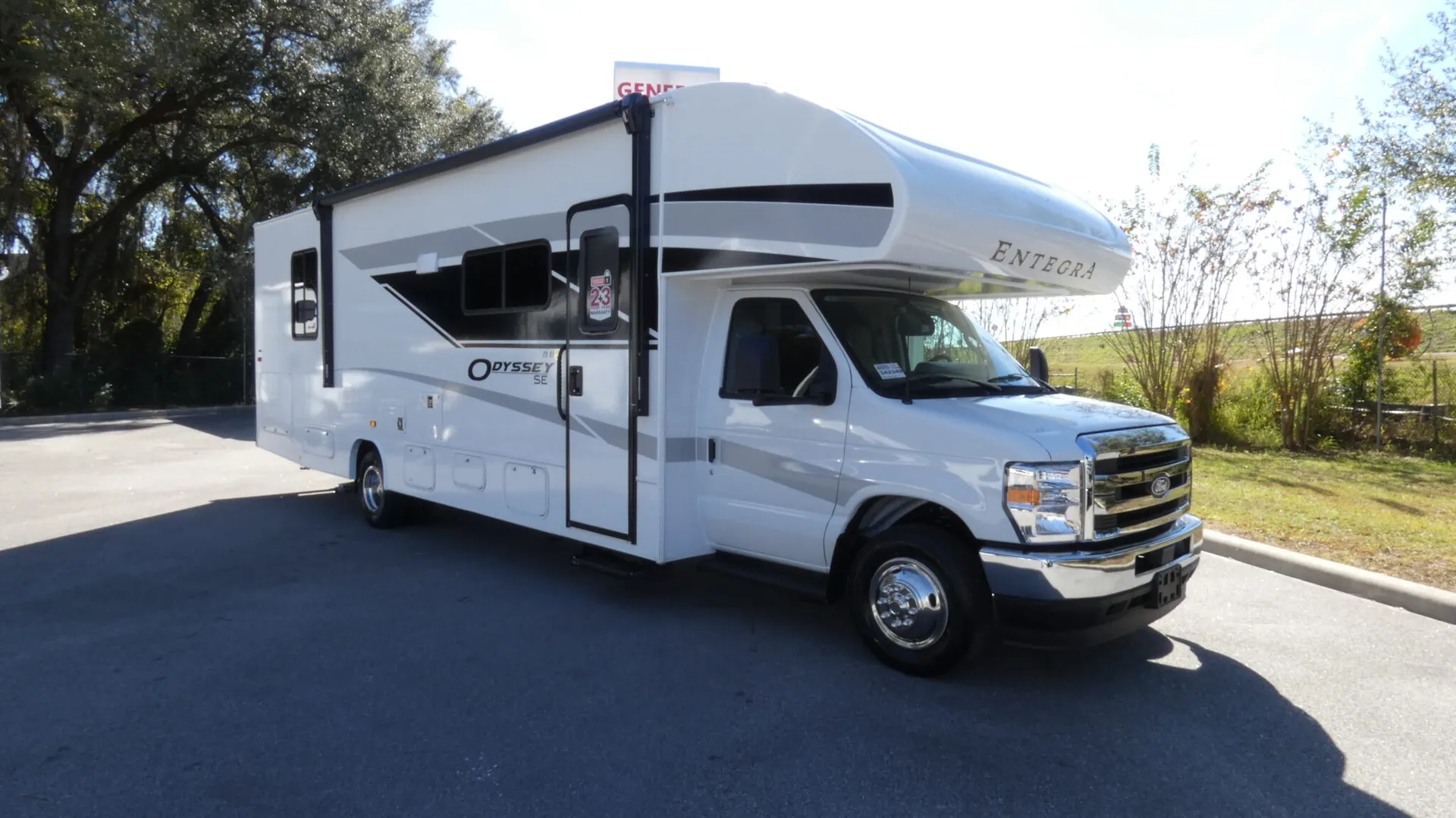 2026 Entegra Coach Odyssey SE 29KF - Photo 2