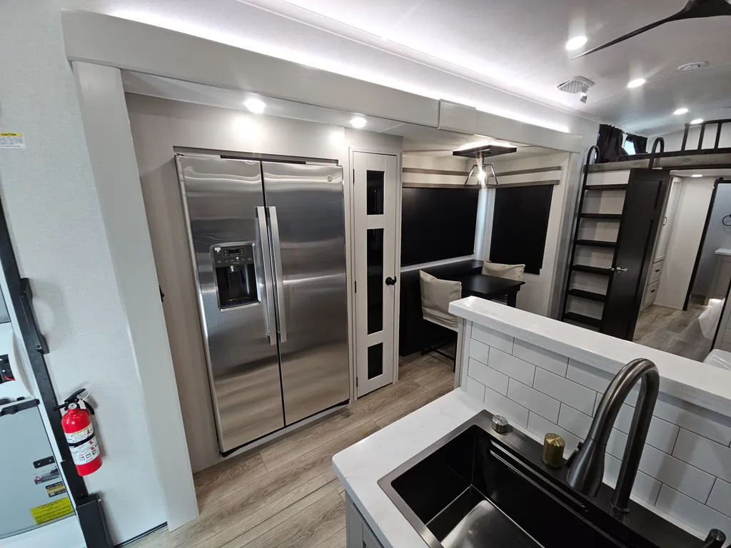 2026 Jayco North Point 395DSDB, Photos photo 5