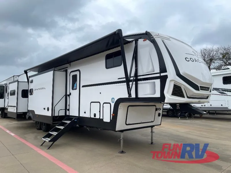 2026 Coachmen Chaparral 381DBL - Photo 2