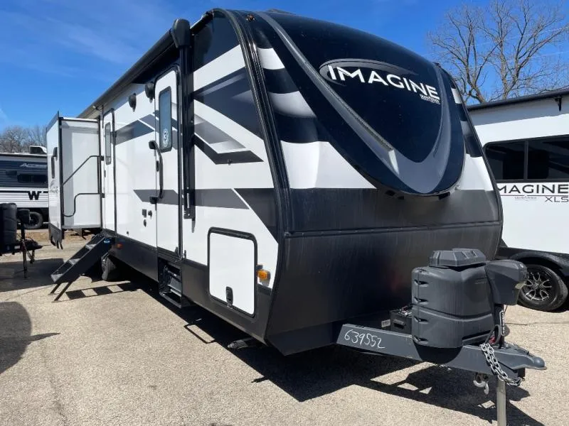 2023 Grand Design Imagine 3250BH - Photo 2