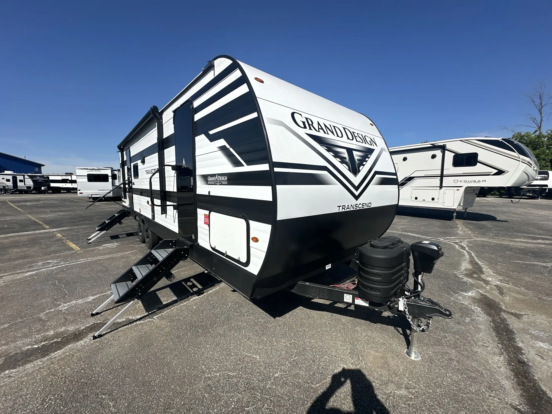 2027 Grand Design Transcend 265BHT - Photo 2