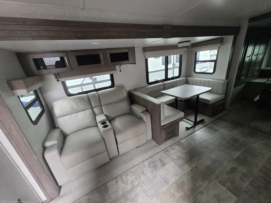 2023 Forest River Flagstaff Super Lite 27BHWS, Photos photo 10