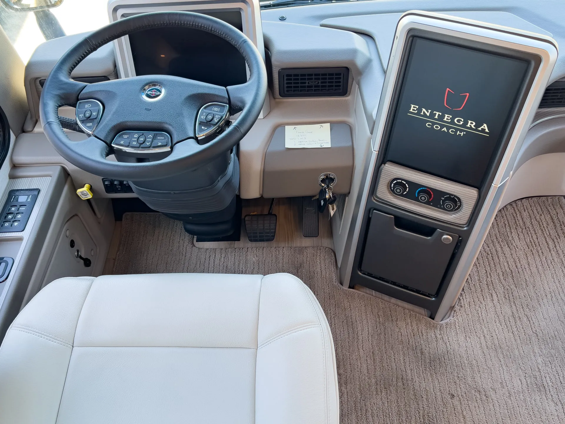 2024 Entegra Coach Aspire 40P - Photo 3