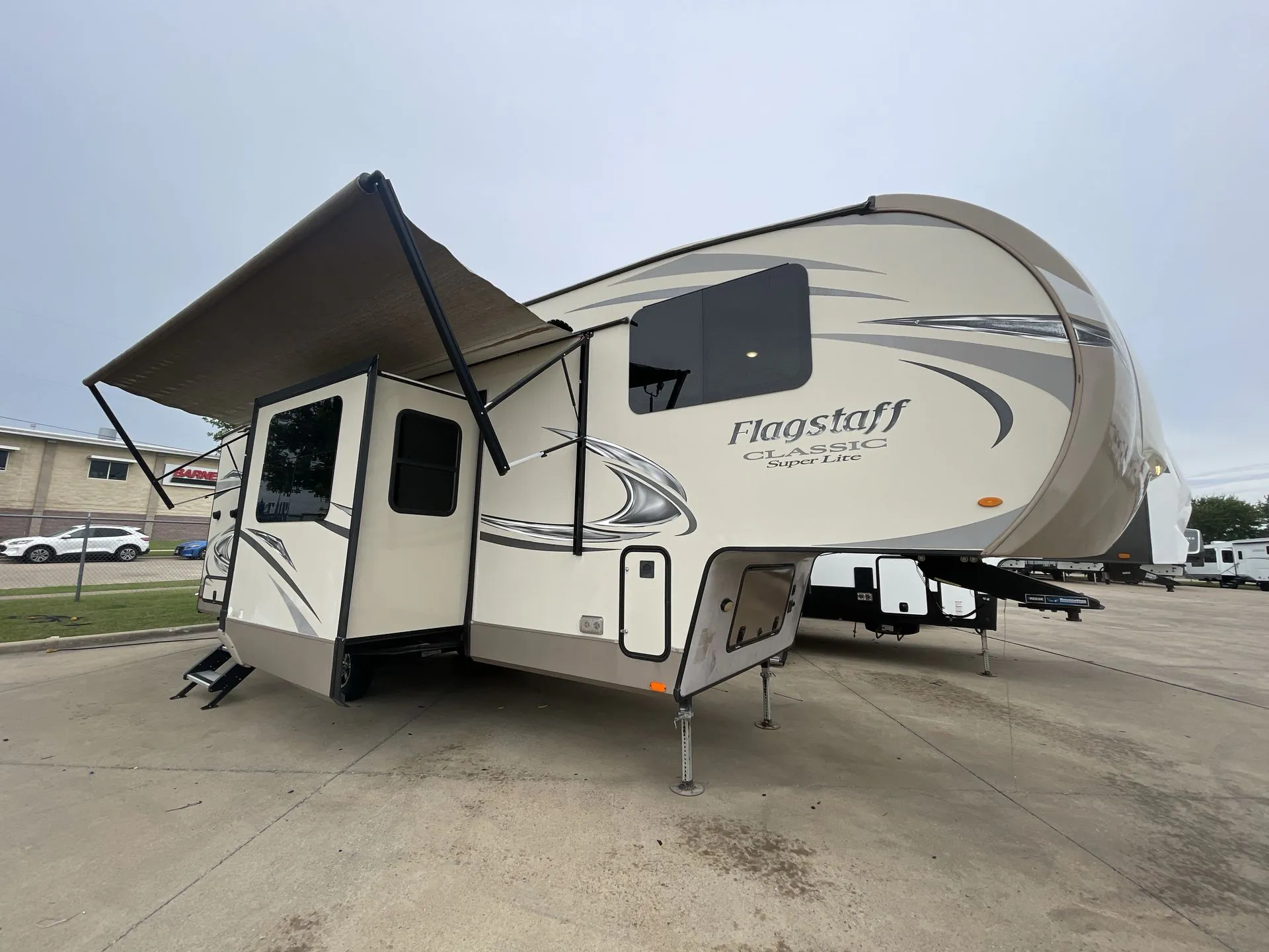 2019 Forest River Flagstaff Classic Super Lite 8529FLS - Photo 2