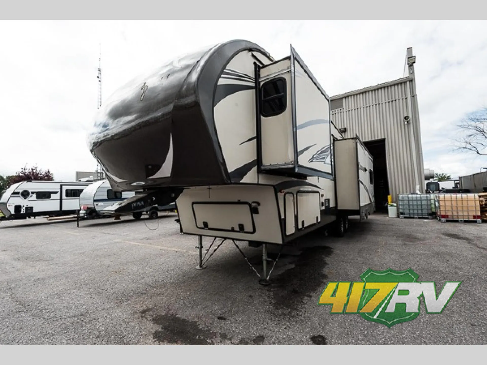 2015 Prime Time Crusader 321RES - Photo 4