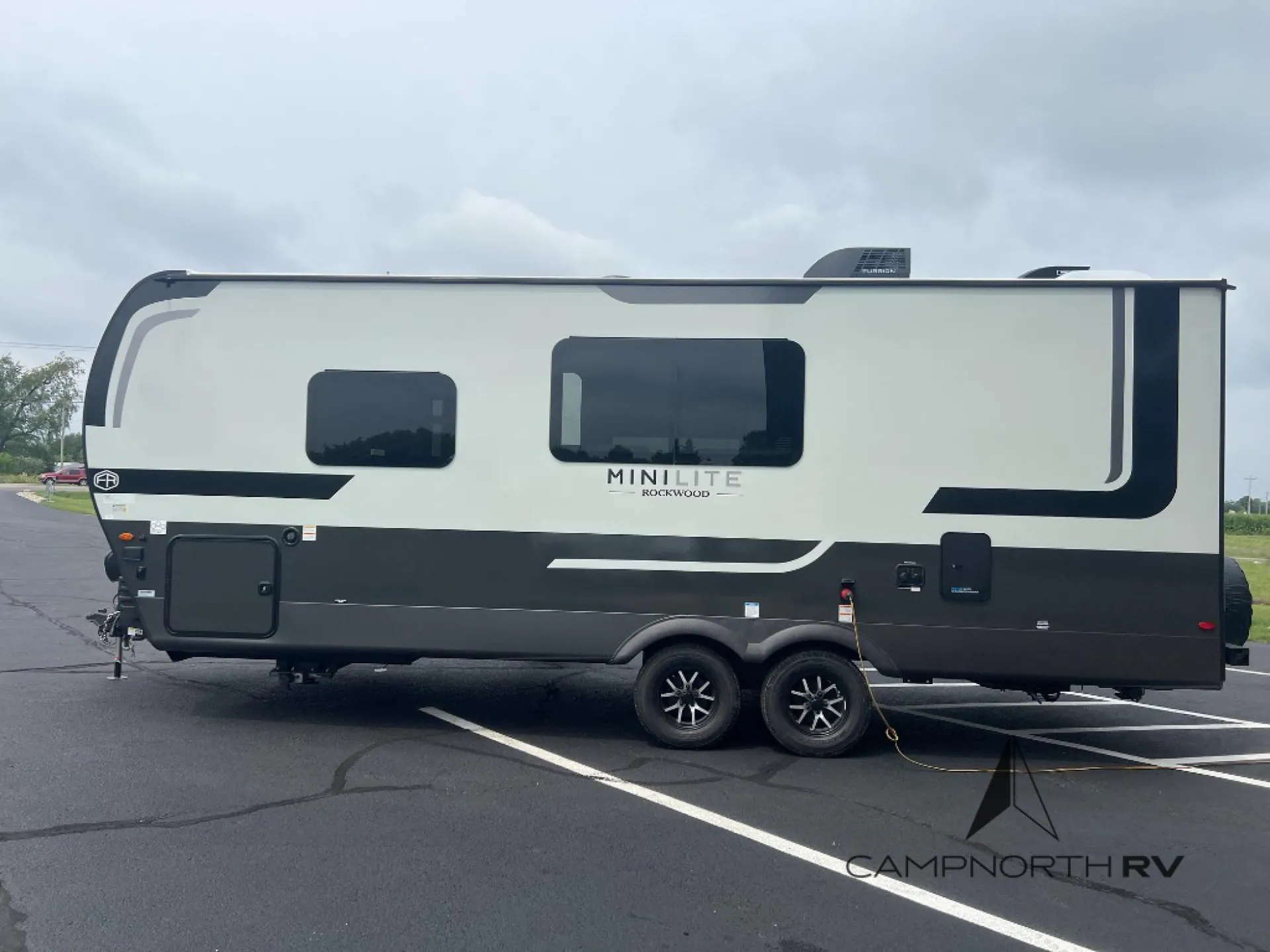2027 Forest River Rockwood Mini Lite 2524FBT — Photo 7