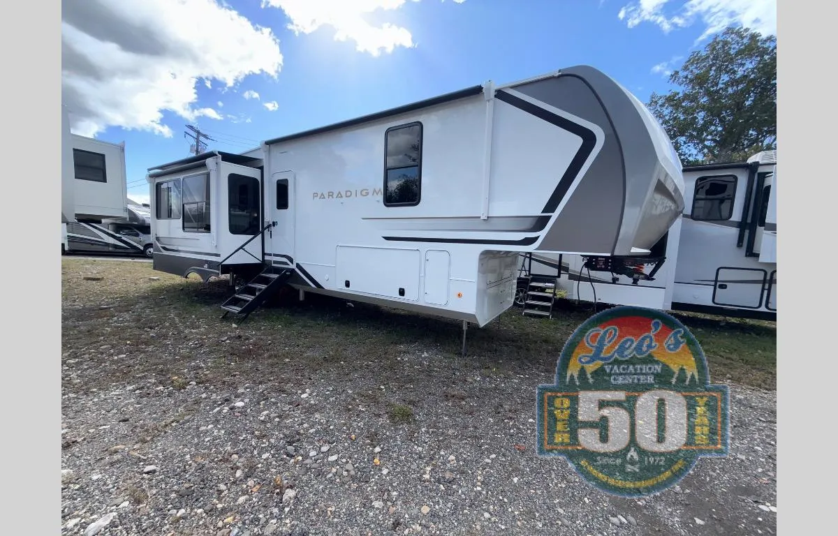 2026 Alliance RV Paradigm 340RL - Photo 4