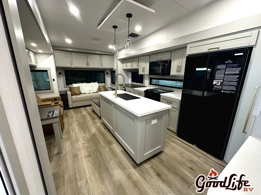 2026 Brinkley Model Z 3600, Photos photo 28