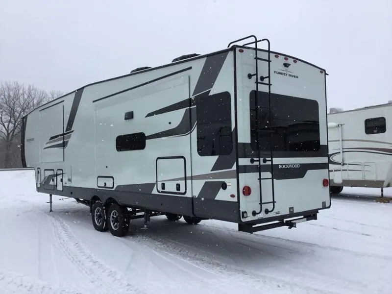 2026 Forest River Rockwood Signature 401SFB - Photo 4