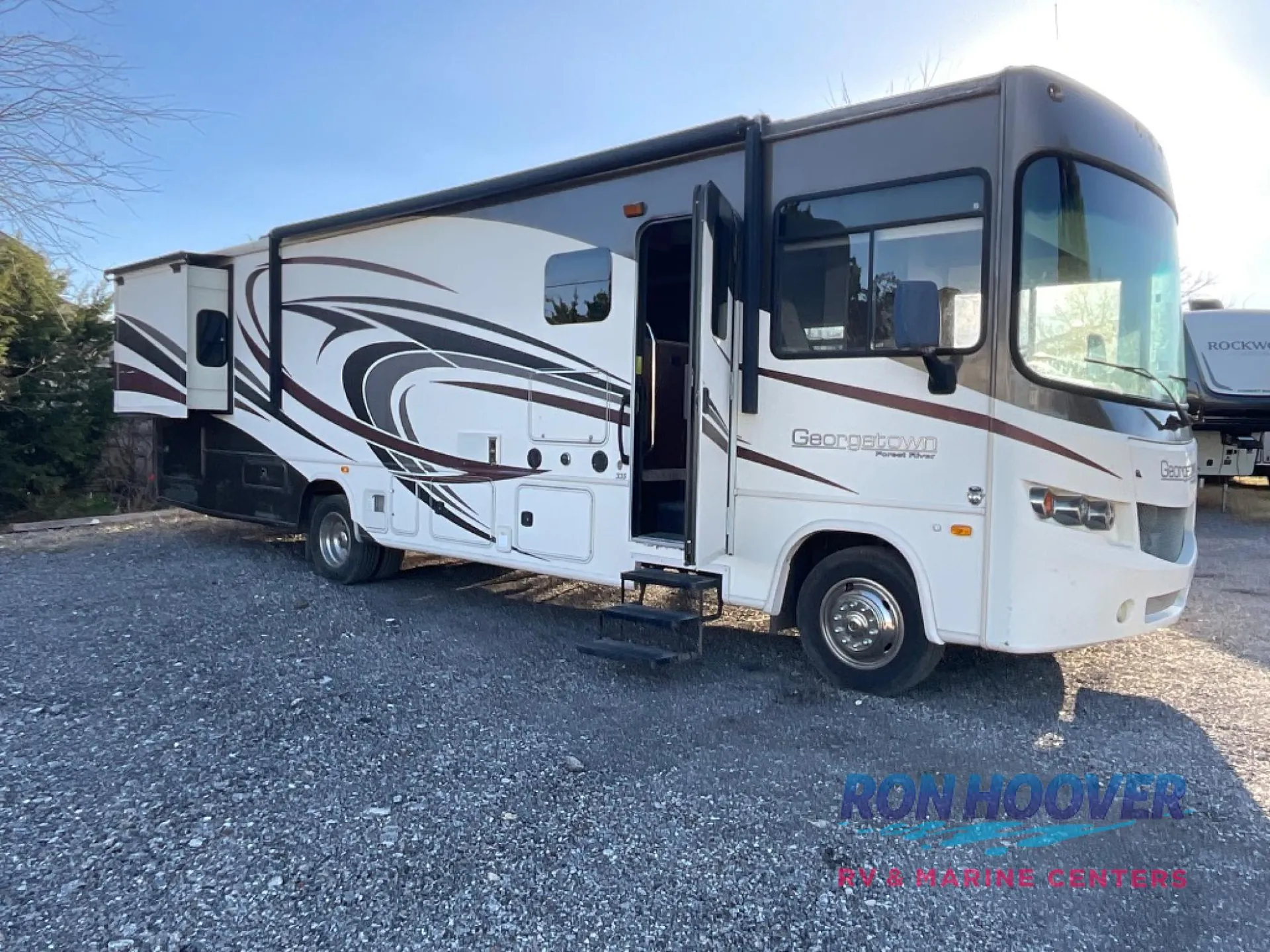 2015 Forest River RV Georgetown 335DS - Photo 2