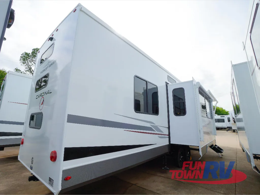 2026 Forest River Cardinal 35CRIB, Photos photo 5