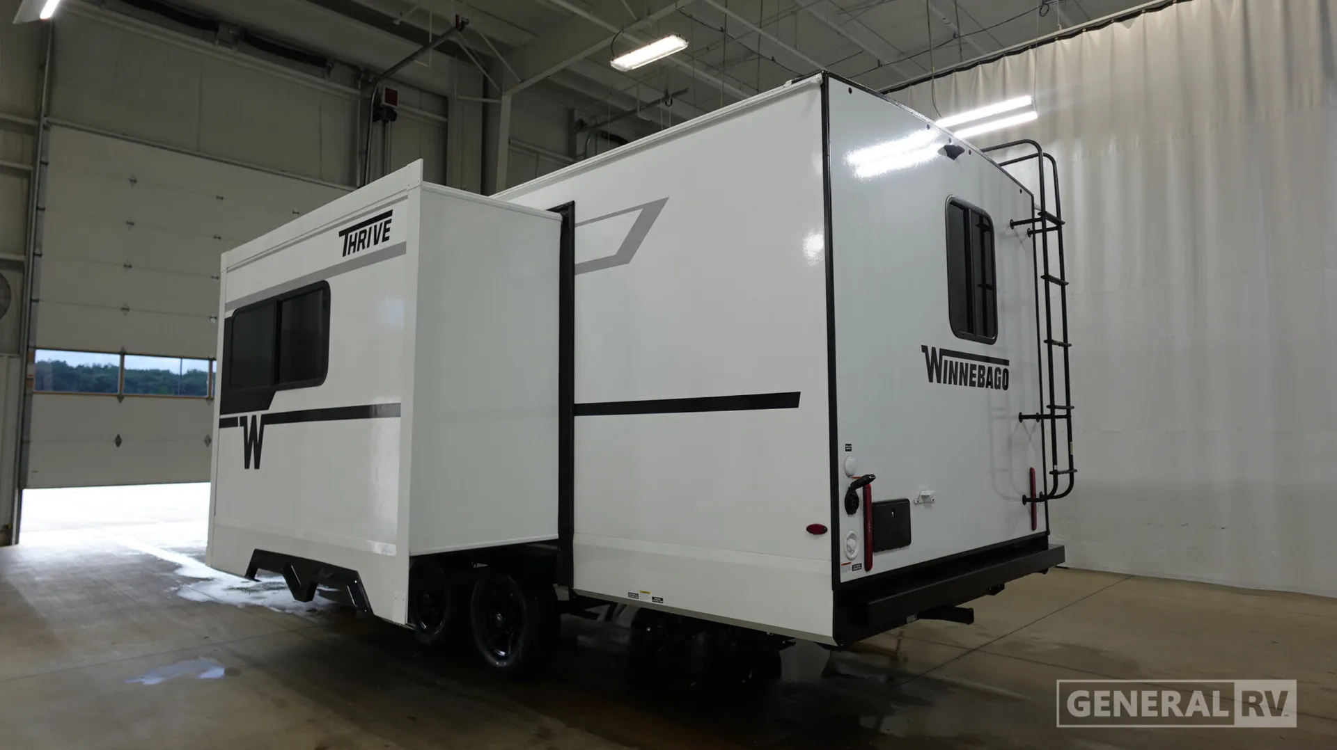 2026 Winnebago Thrive 22RBS - Photo 4