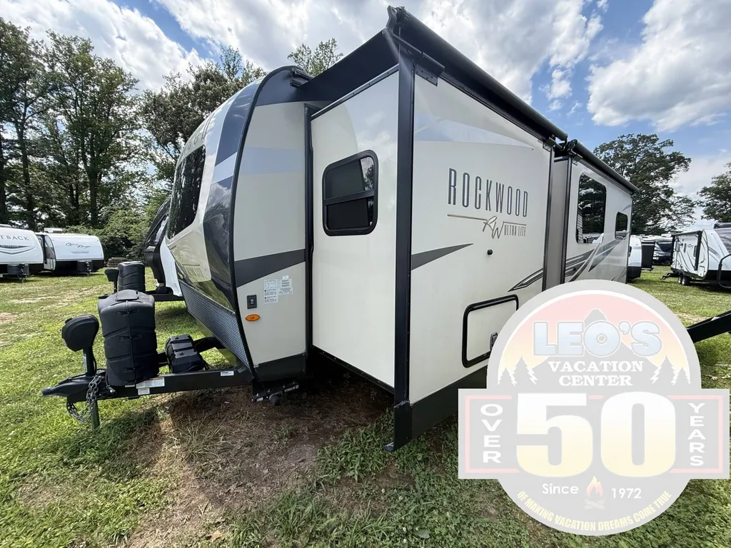 2022 Forest River Rockwood Ultra Lite 2911BS, Photos photo 2
