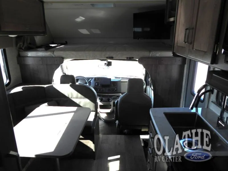 2025 Winnebago Minnie Winnie 22M - Photo 4