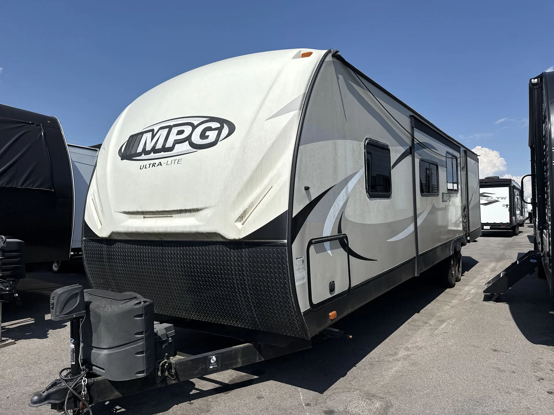 2017 Cruiser RV MPG 3100BH - Photo 2