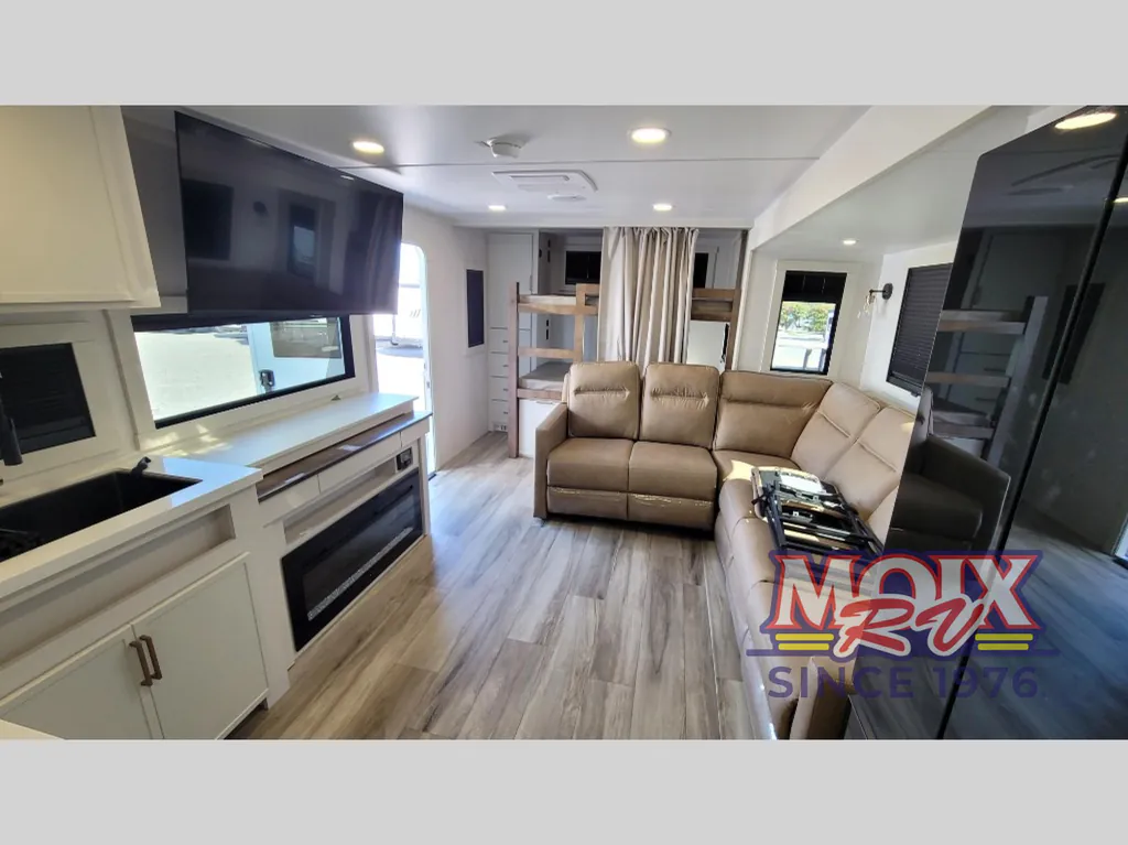 2027 Brinkley Model I 290, Photos photo 9