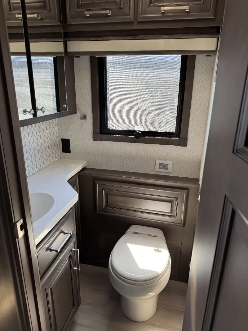 2026 Entegra Coach Aspire 44V, Photos photo 13