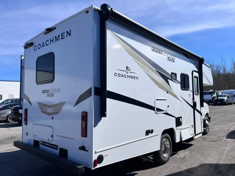 2026 Coachmen Freelander 21RS - Photo 3