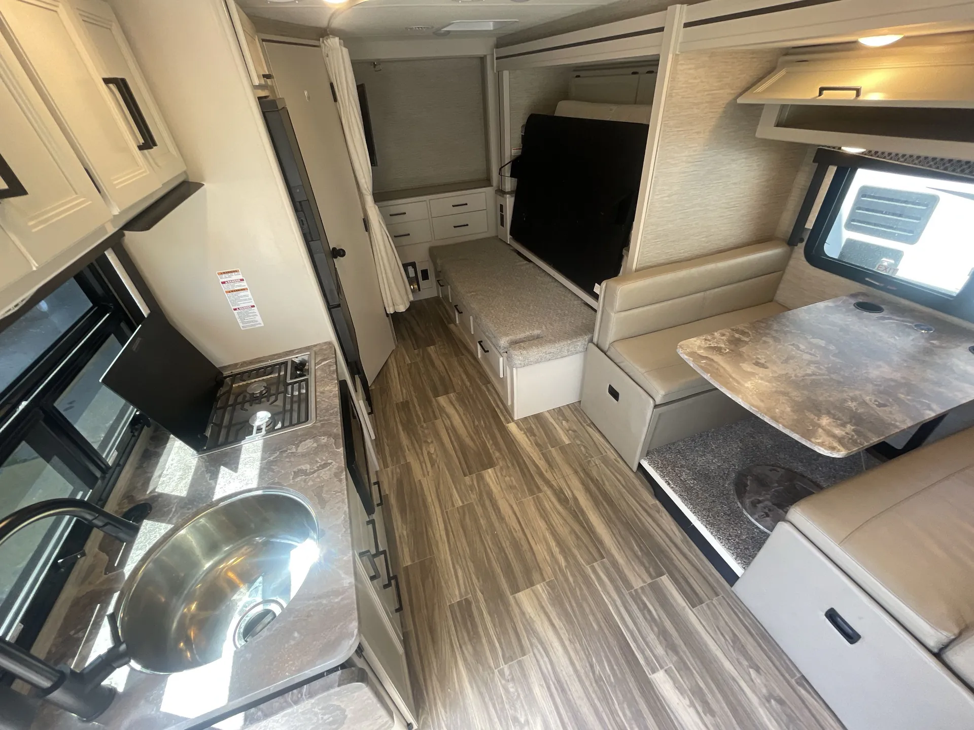 2023 Thor Motor Coach Gemini 23TW - Photo 3