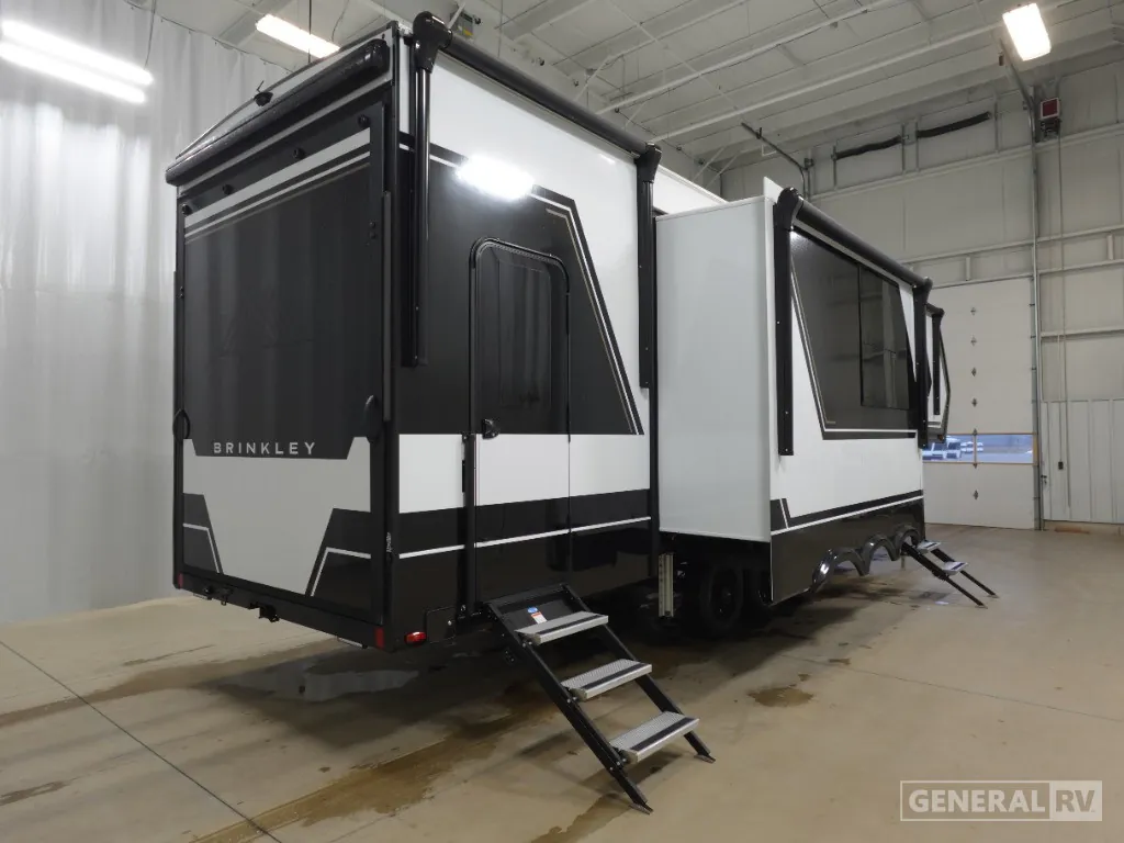 2025 Brinkley Model G 3250, Photos photo 7