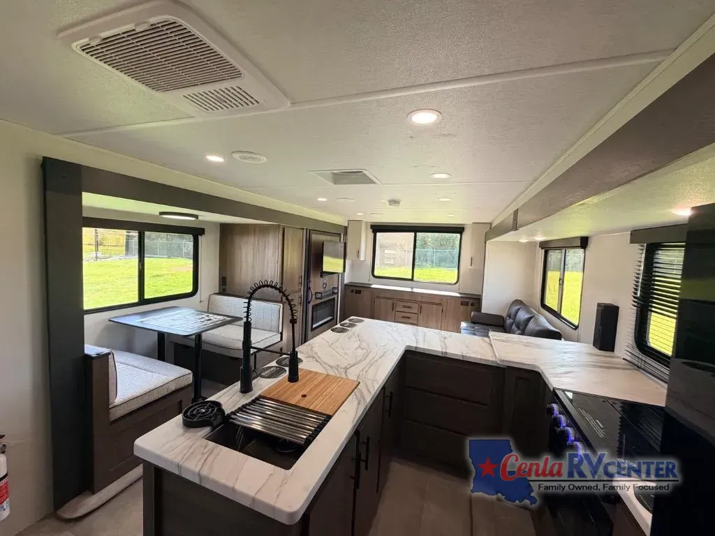 2027 Forest River Tracer 286RL, Photos photo 9