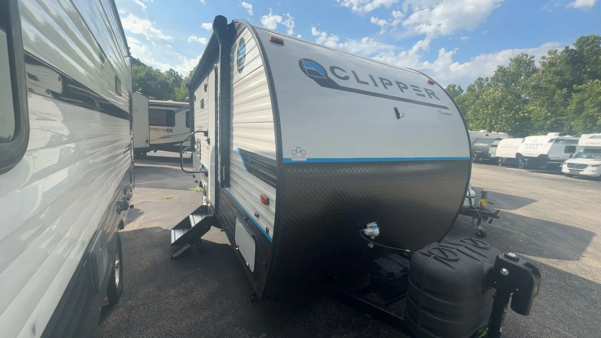2021 Coachmen Clipper 17FQ - Photo 3