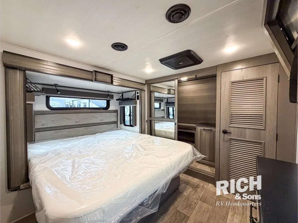 2022 Keystone Montana 3231CK, Photos photo 18
