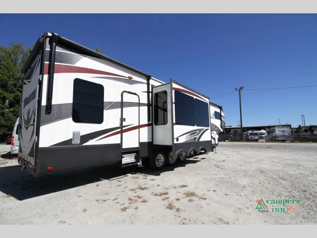 2016 Grand Design Momentum 380TH, Photos photo 7