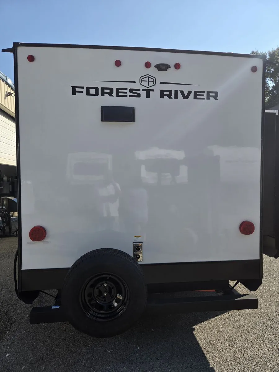 2027 Forest River Solaire 3060RKTS, Photos photo 4