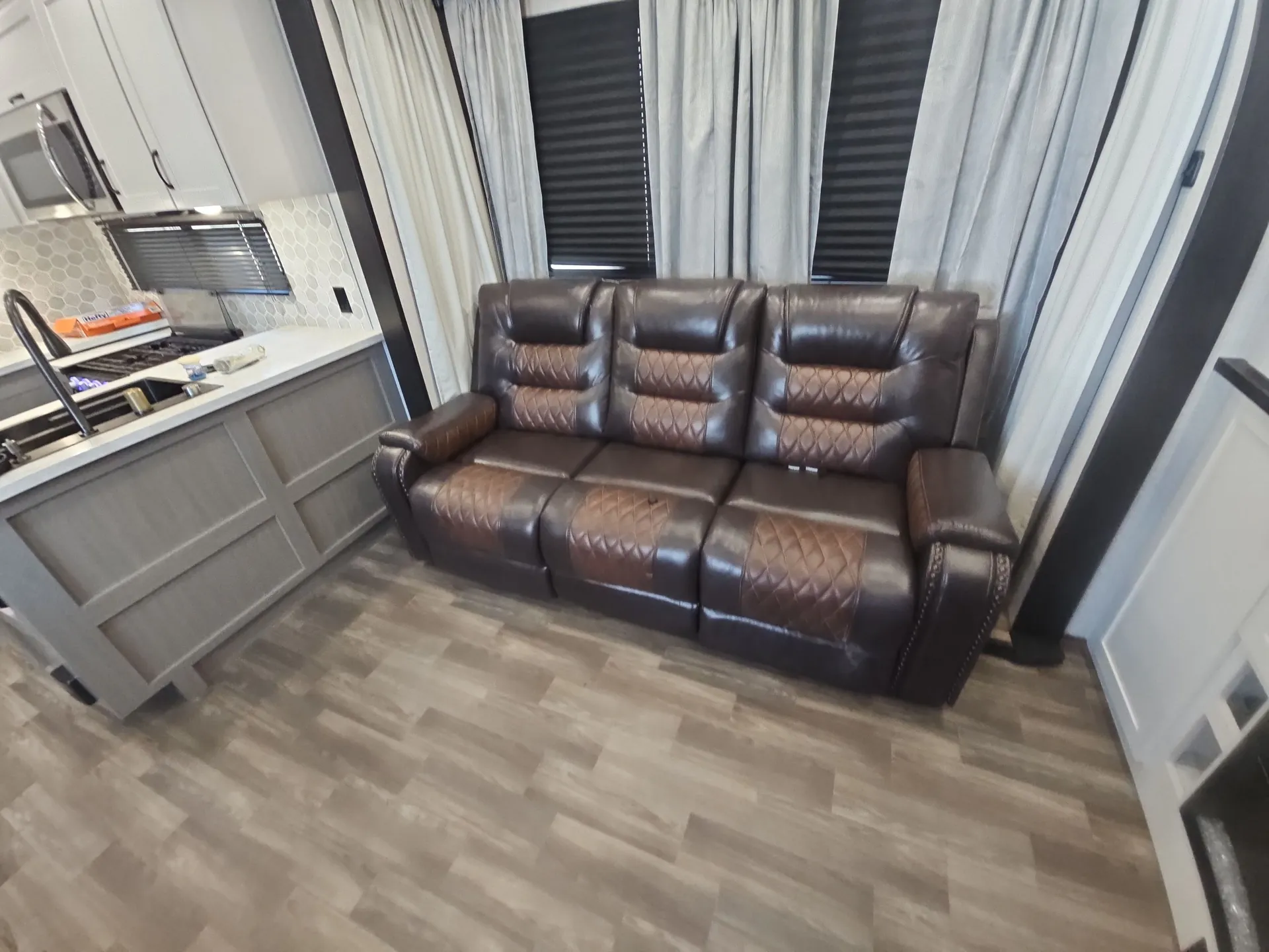 2025 Jayco Seismic 399 — living area main