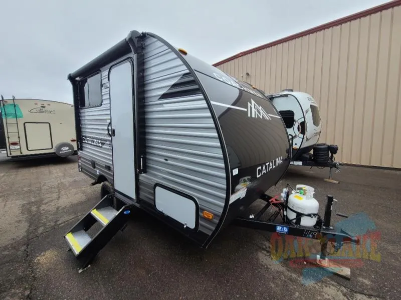 2025 Coachmen Catalina Summit Series 7 134BHX - Photo 2