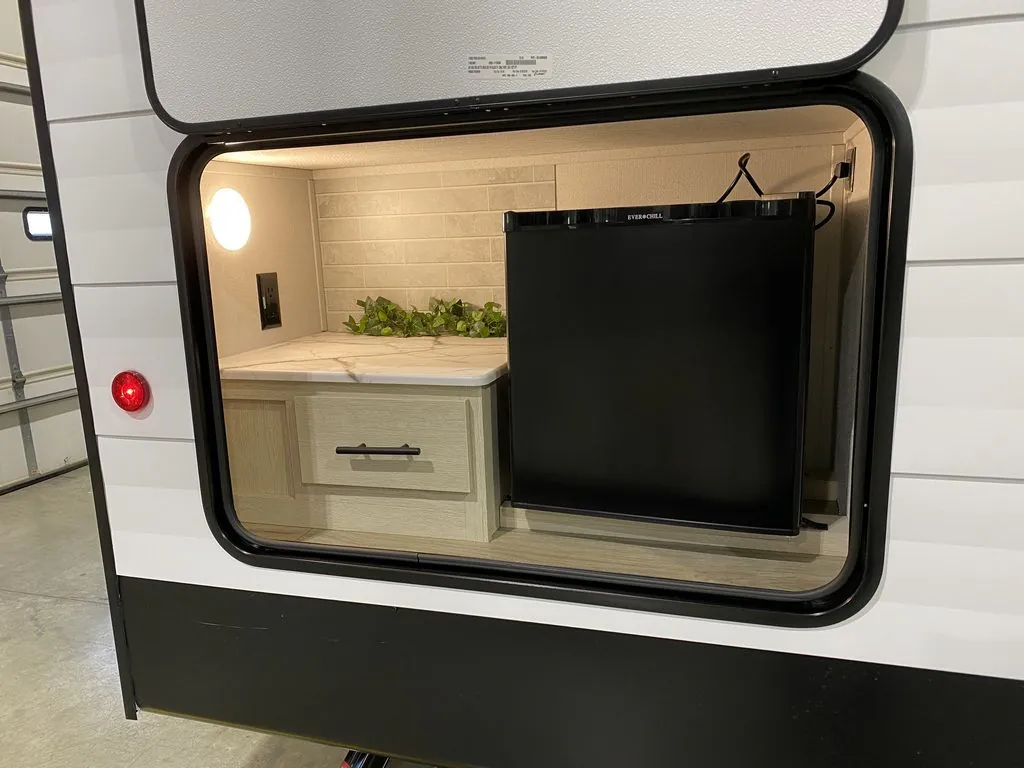 2026 Shasta RVs i-5 Edition 530BQB, Photos photo 15