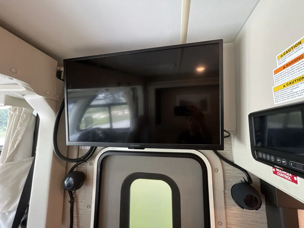 2023 Thor Motor Coach Axis 24.3, Photos photo 14