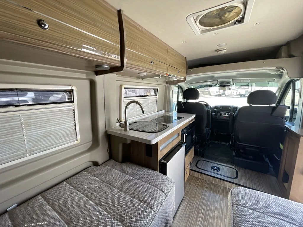 2019 Winnebago Travato 59KL, Photos photo 13