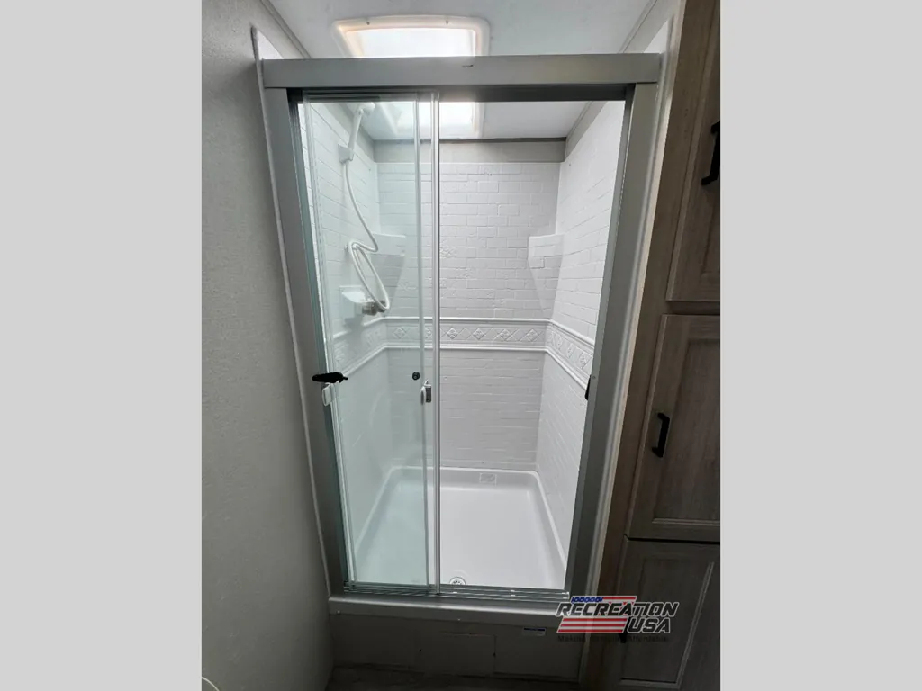 2026 Coachmen Catalina Legacy Edition 283RNR, Photos photo 36