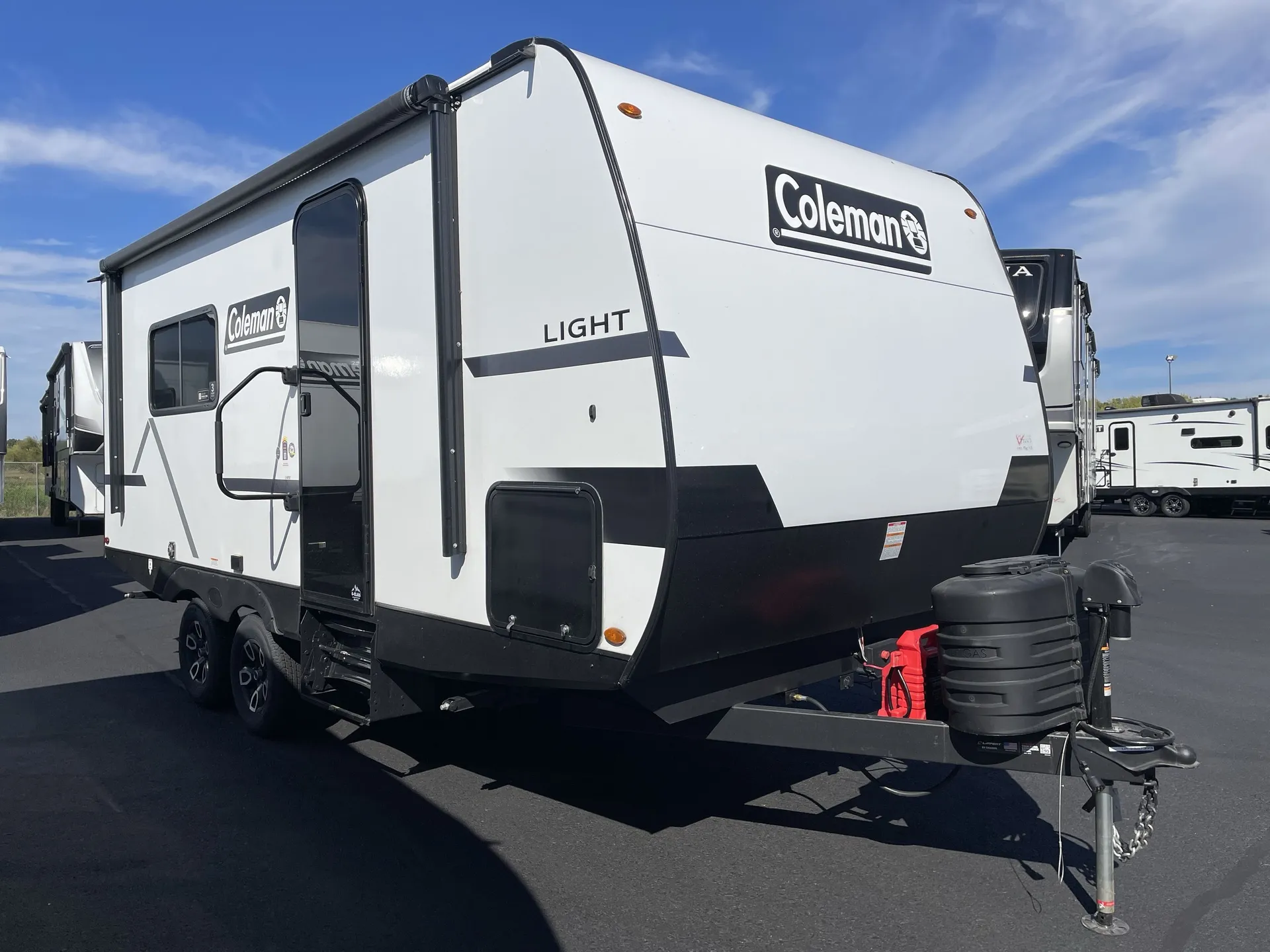 2026 Keystone Coleman Light 18RX - Photo 2