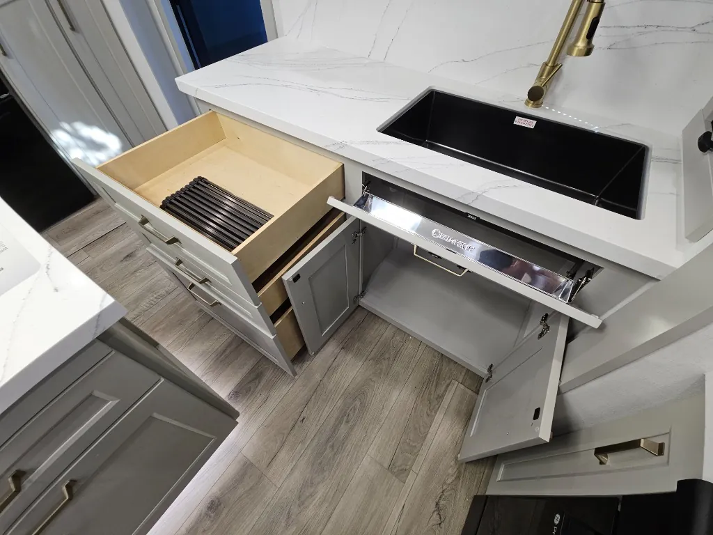 2026 Brinkley Model G 3950, Kitchen photo 11