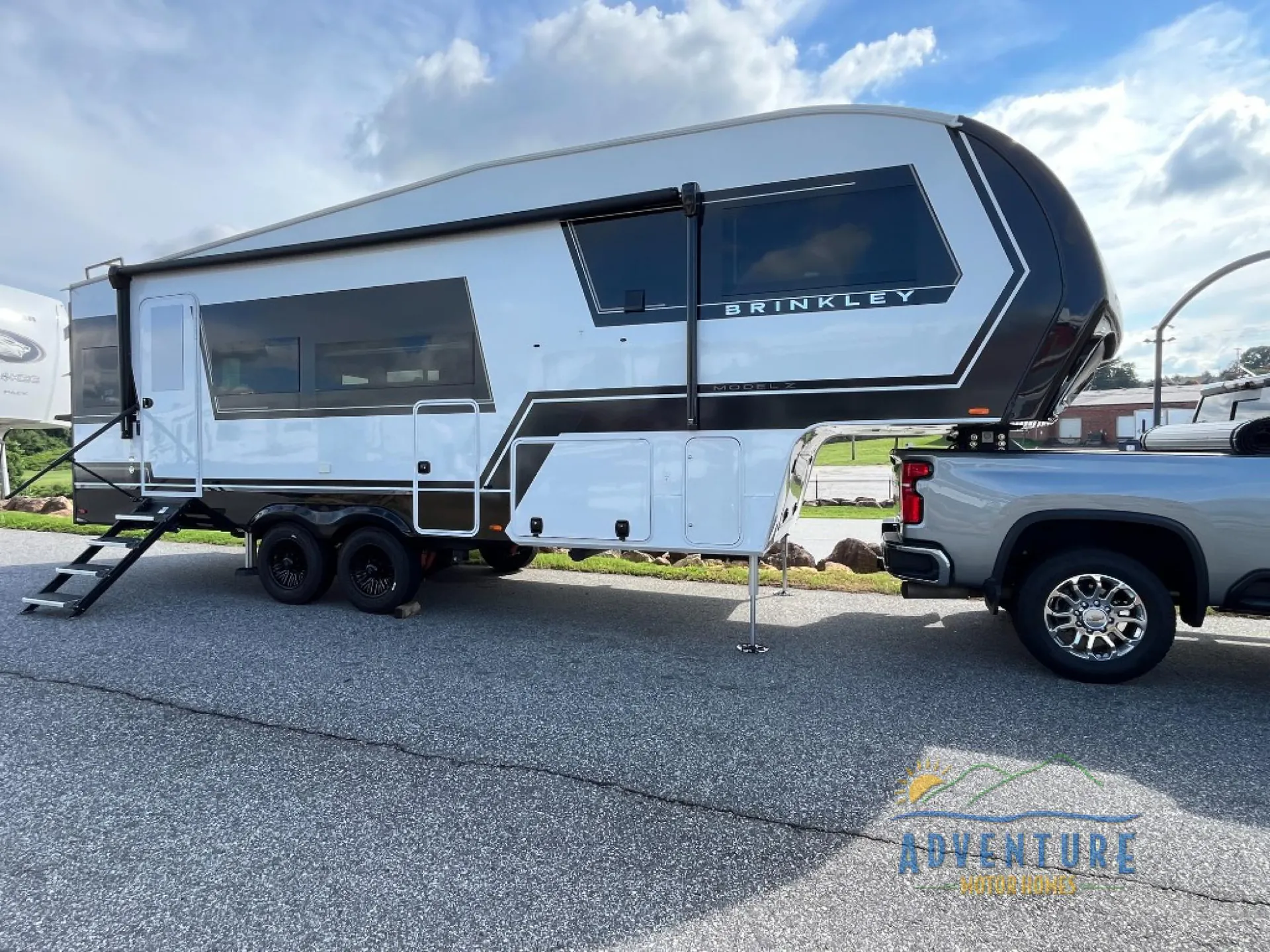 2026 Brinkley Model Z 2670 - Photo 3