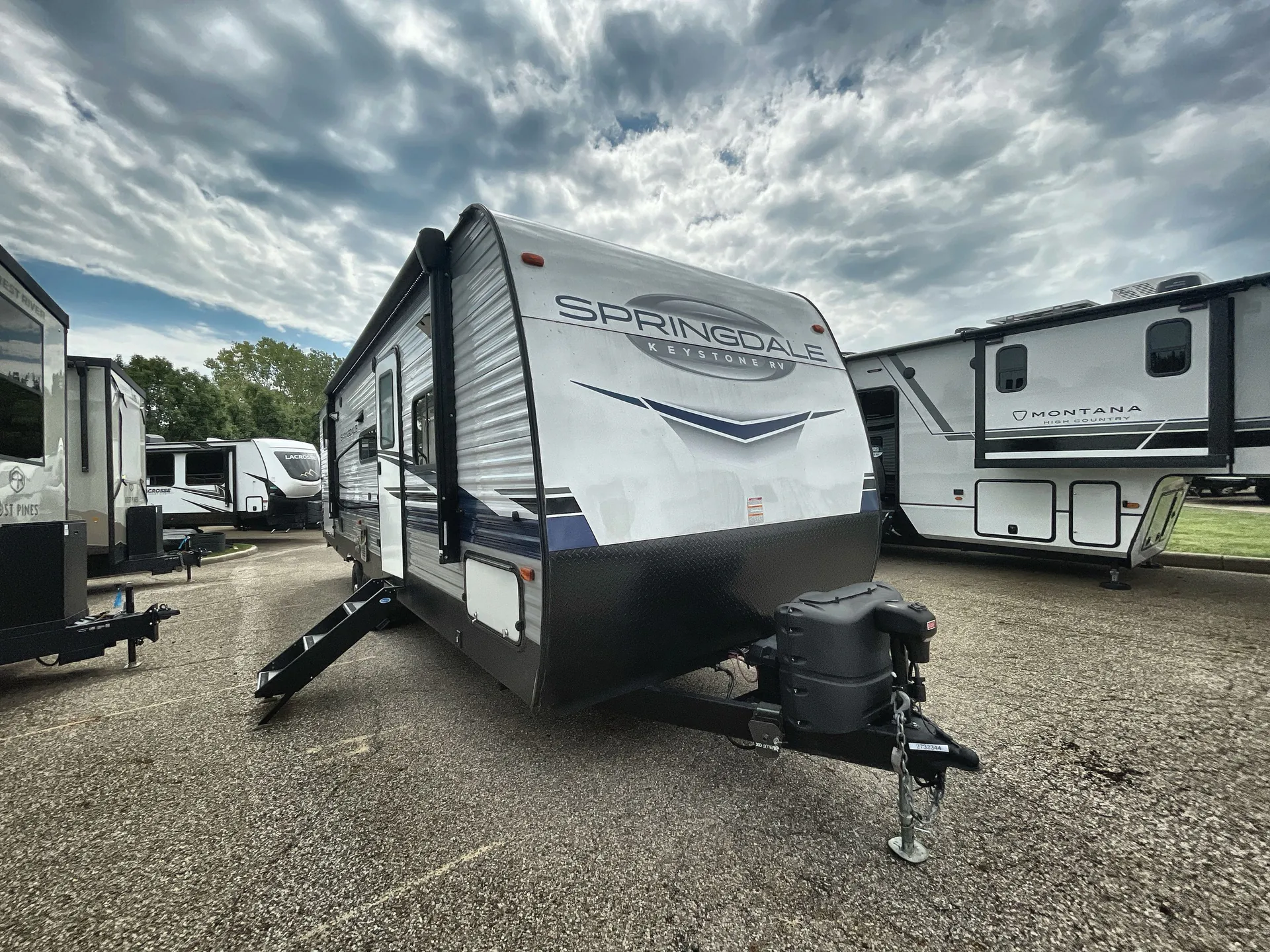 2023 Keystone Springdale 298BH - Photo 2