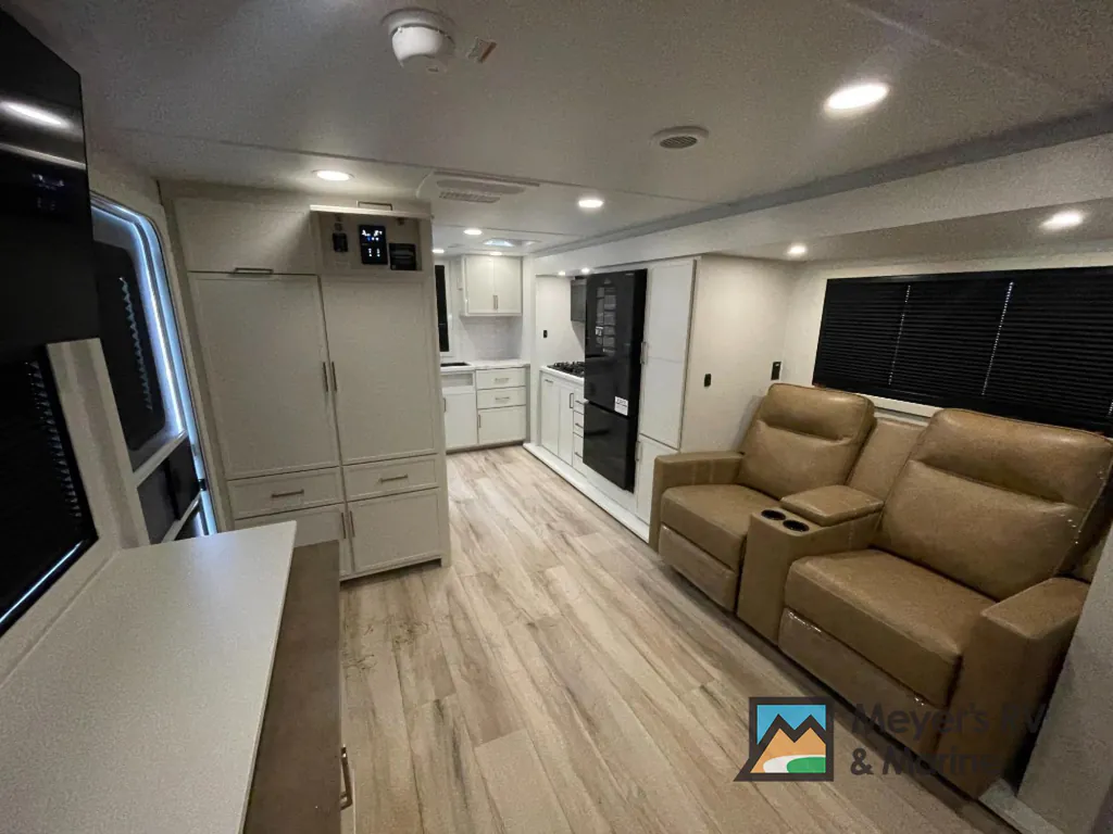 2026 Brinkley Model Ix 23X, Photos photo 9