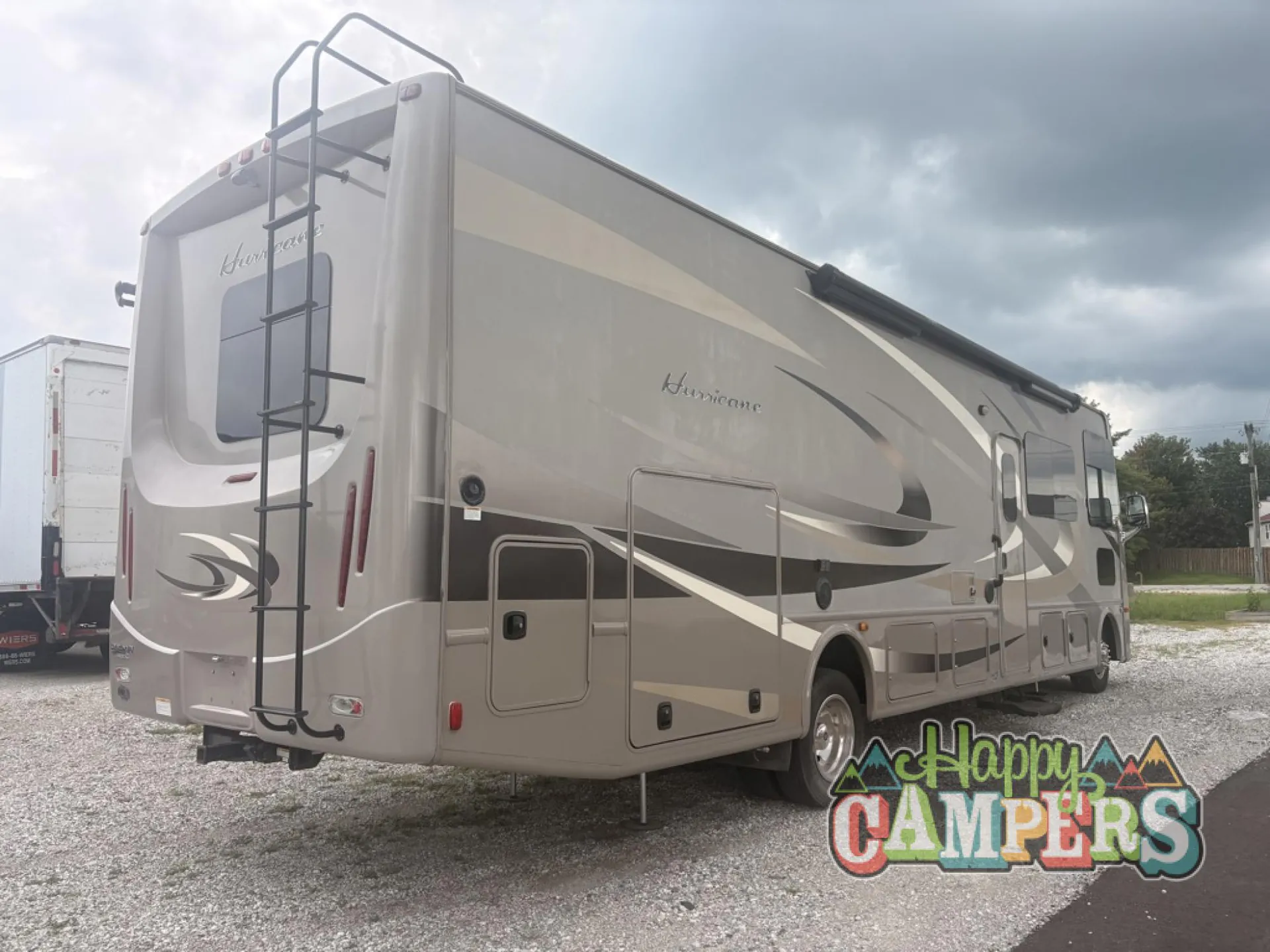 2016 Thor Motor Coach Hurricane 34J - Photo 3