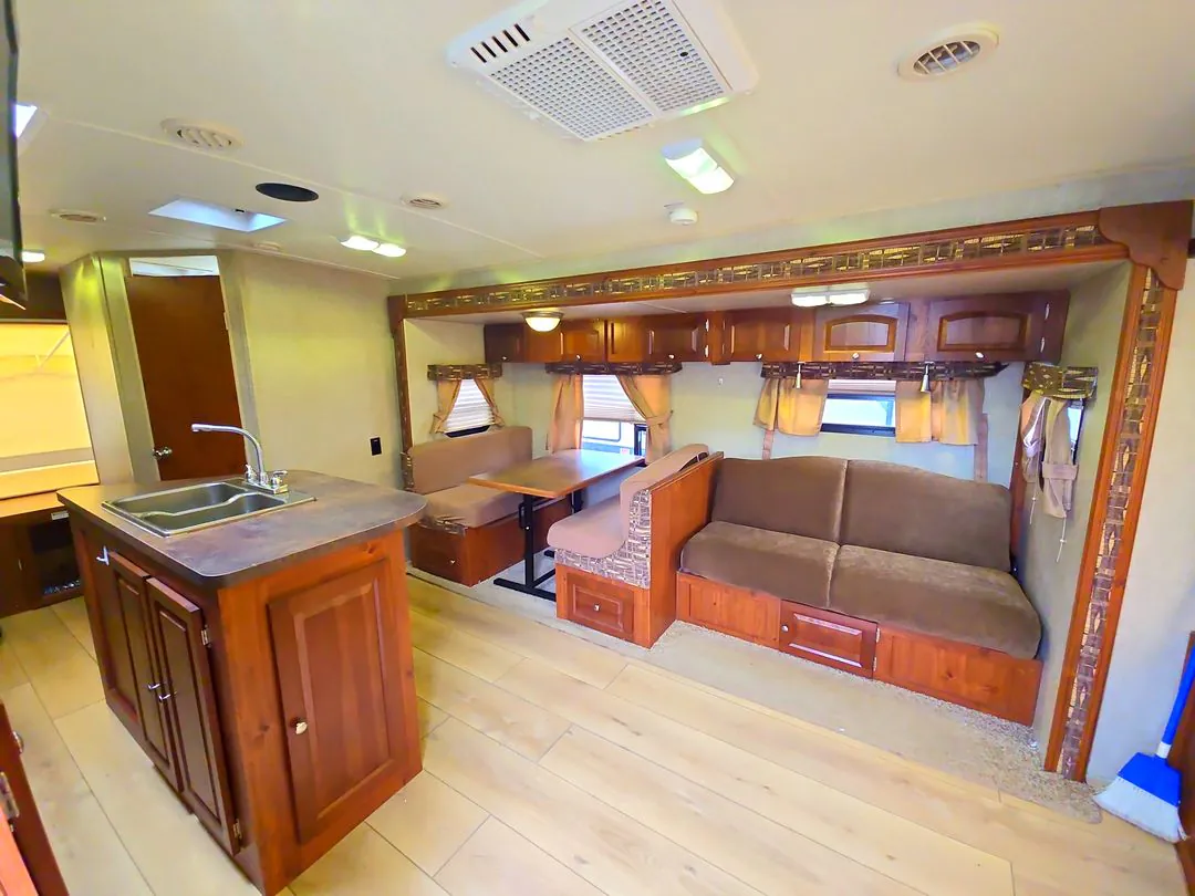 2013 Forest River Rockwood Roo 23IKSS - Photo 3