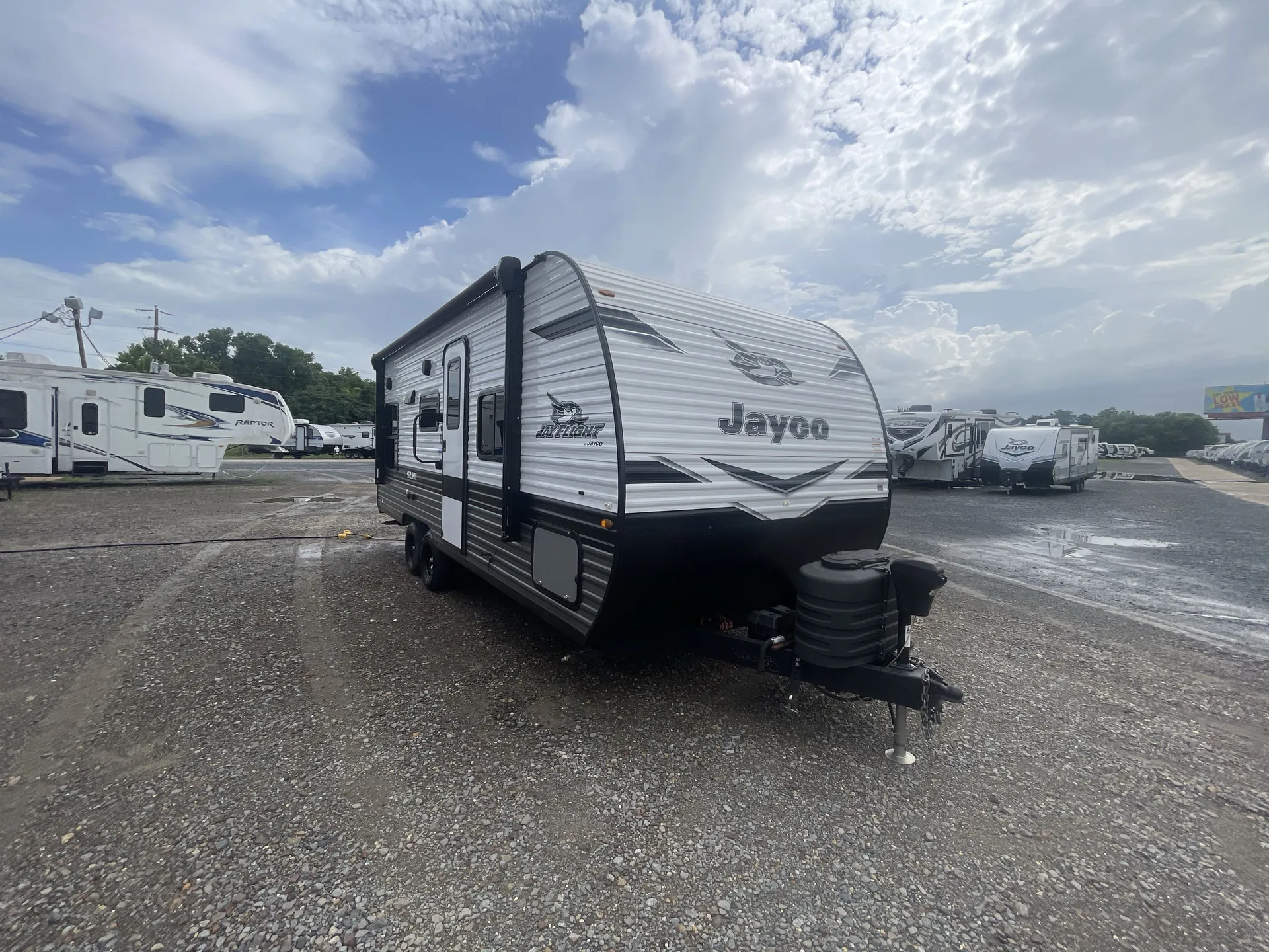 2024 Jayco Jay Flight SLX 210QBW - Photo 2