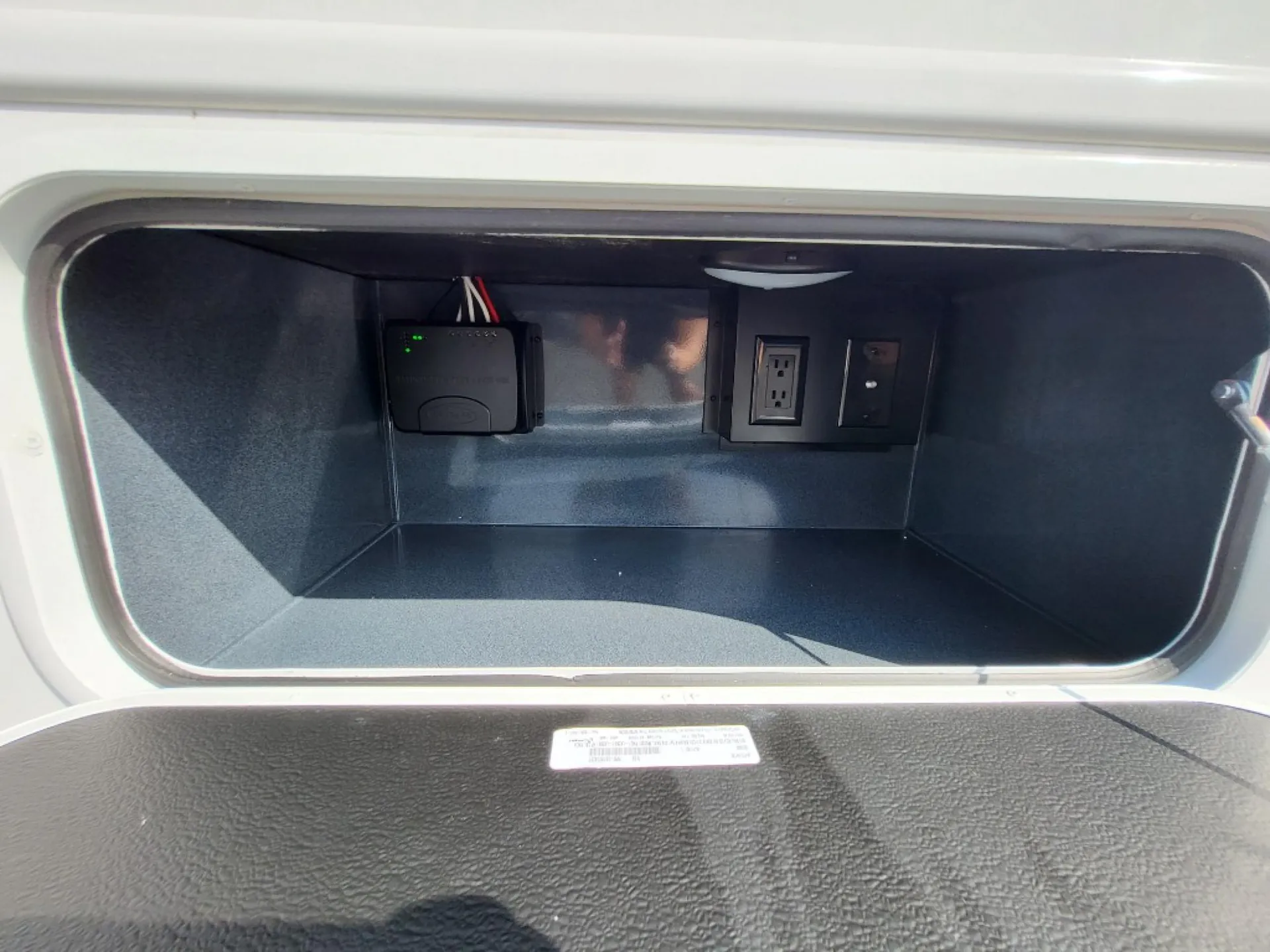 2027 Jayco Redhawk SE 22TF - Photo 3