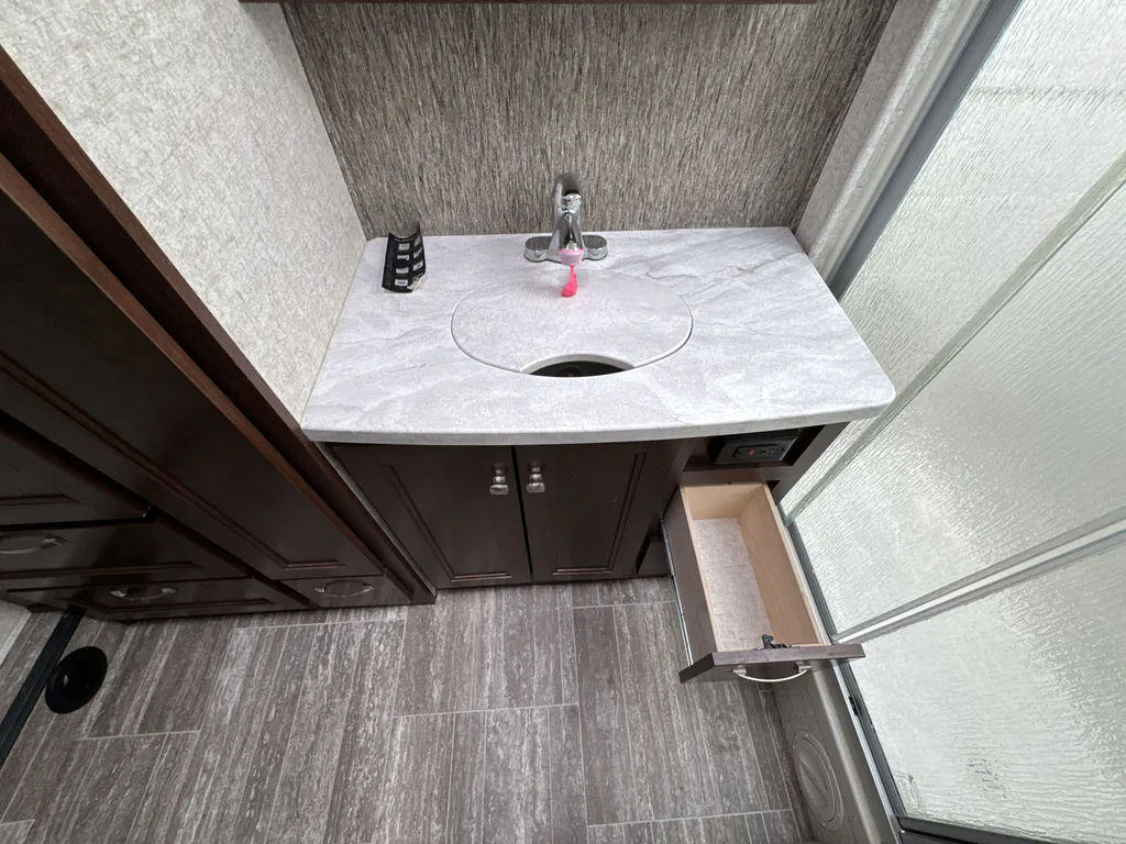 2018 Forest River Sunseeker 2420MS, Photos photo 20
