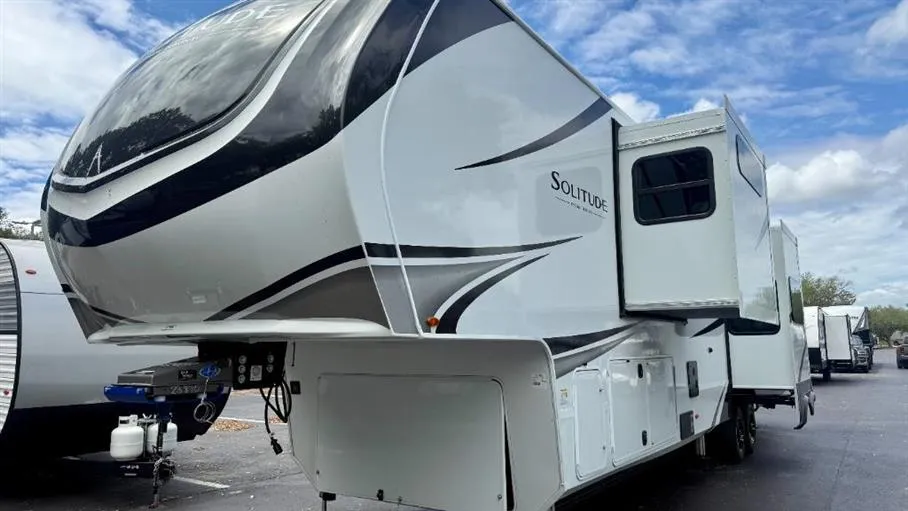 2026 Grand Design Solitude 417KB - Photo 4