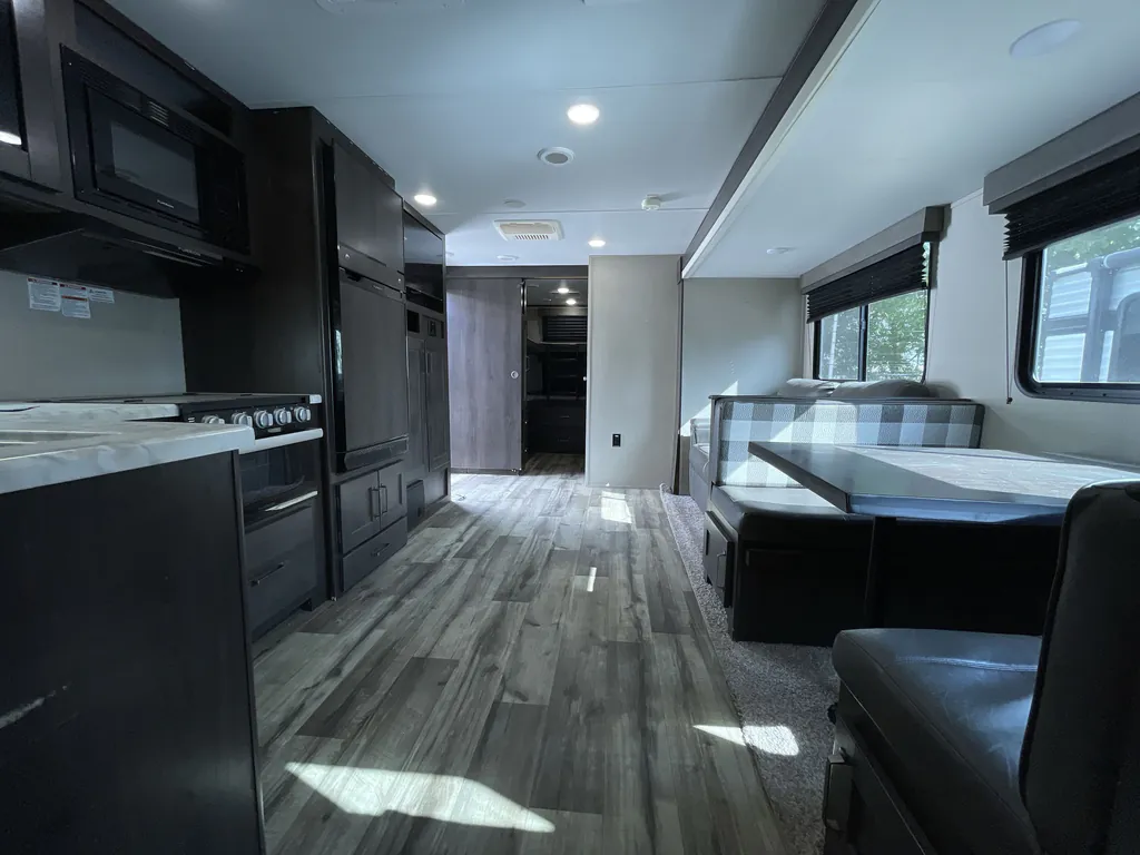 2023 Grand Design Transcend Xplor 321BH, Photos photo 3
